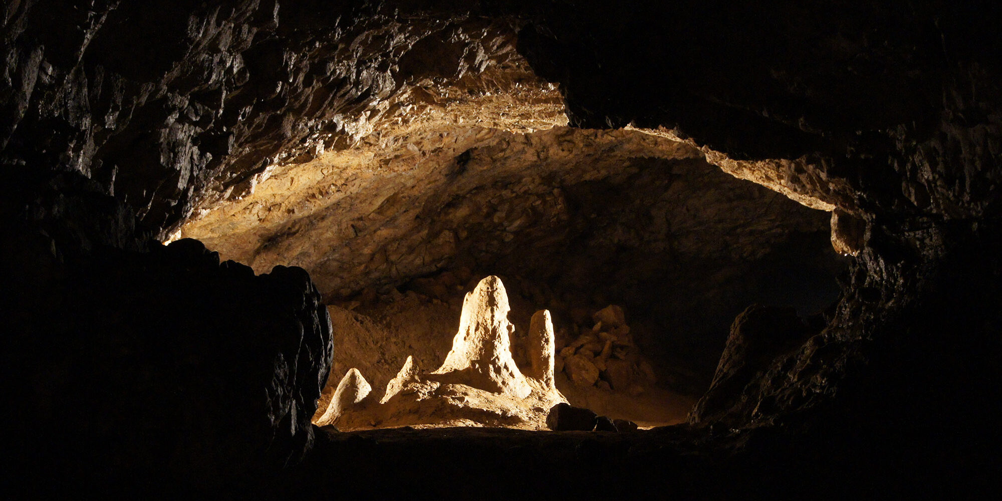 Jaskinie turystyczne